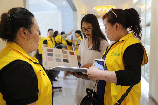 天然居硅藻泥第22期營銷培訓(xùn)圓滿結(jié)業(yè)