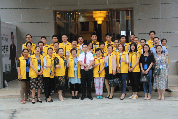 天然居硅藻泥第22期營銷培訓(xùn)圓滿結(jié)業(yè)