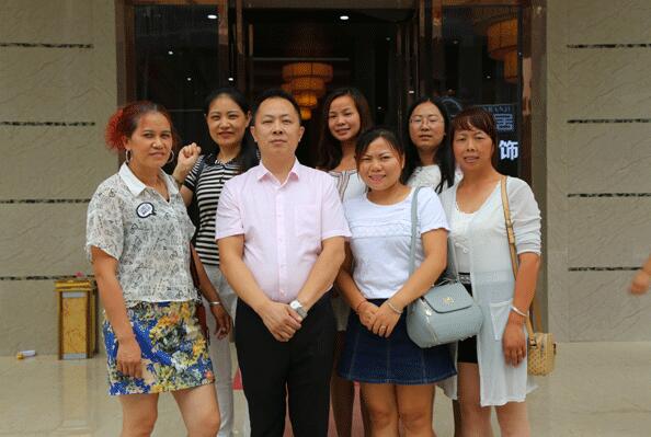 熱烈祝賀天然居第十九期營銷培訓(xùn)圓滿結(jié)業(yè)